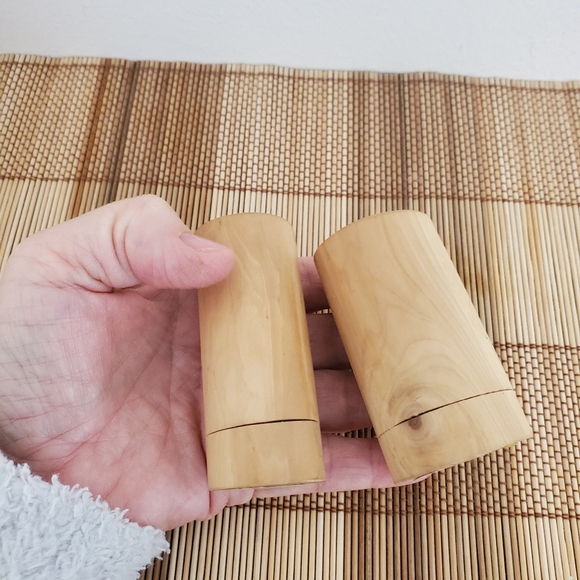All natural handmade salp pepper shakers - Picture 2 of 4
